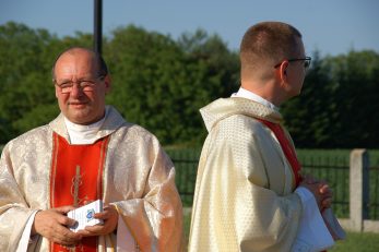 Uroczysta Msza św. pod przewodnictwem ks. Bpa Krzysztofa Chudzio – Peregrynacja Obrazu Najświętszego Serca Pana Jezusa (przywitanie)