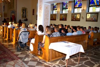 Uroczysta Msza św. pod przewodnictwem ks. Bpa Krzysztofa Chudzio – Peregrynacja Obrazu Najświętszego Serca Pana Jezusa (przywitanie)