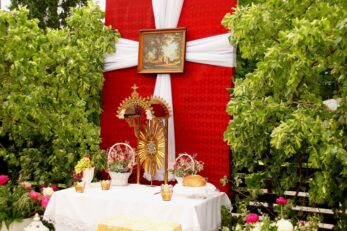 Msza św. oraz procesja eucharystyczna w Boże Ciało 2026