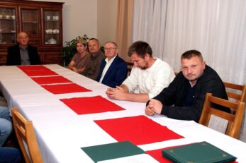 Podziękowanie dla członków Rady Parafialnej kończących swoją kadencję oraz wręczenie nominacji dla nowych członków Rady